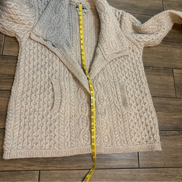 ARAN CRAFTS Irish Cable Knit Wool Natural Beige Semi-Long 3 Button Cardigan Sz L - Picture 6 of 8